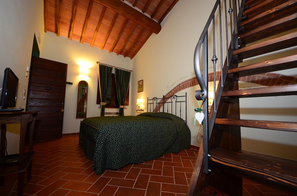Agriturismo Scannano Serre Di Rapolano Habitación foto